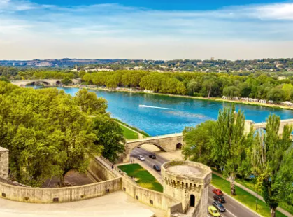 MS Bijou du Rhône auf der Rhône – begleitete Gruppenreise mit Nicko Cruises ab Uelzen.