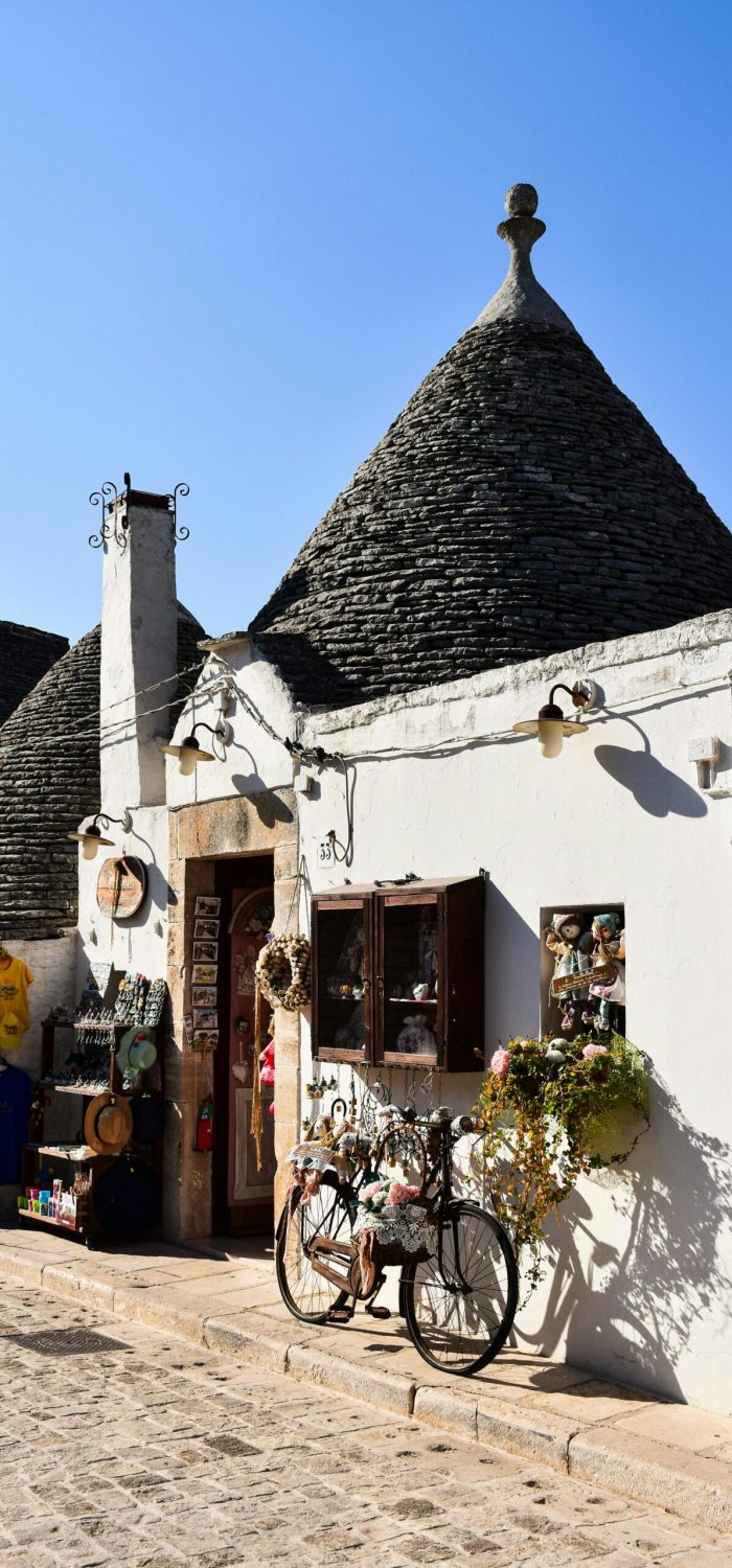 Lecce Altstadt bei einer Apulien Gruppenreise – barocke Architektur auf der Piazza del Duomo