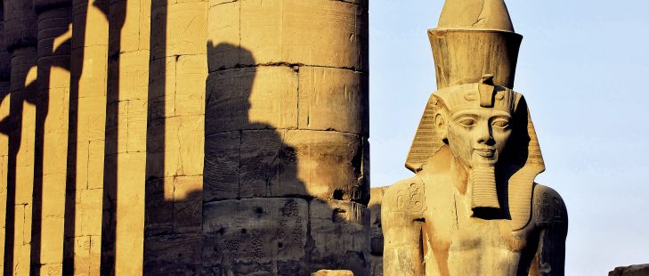 Luxor-Tempel bei Sonnenuntergang in Ägypten